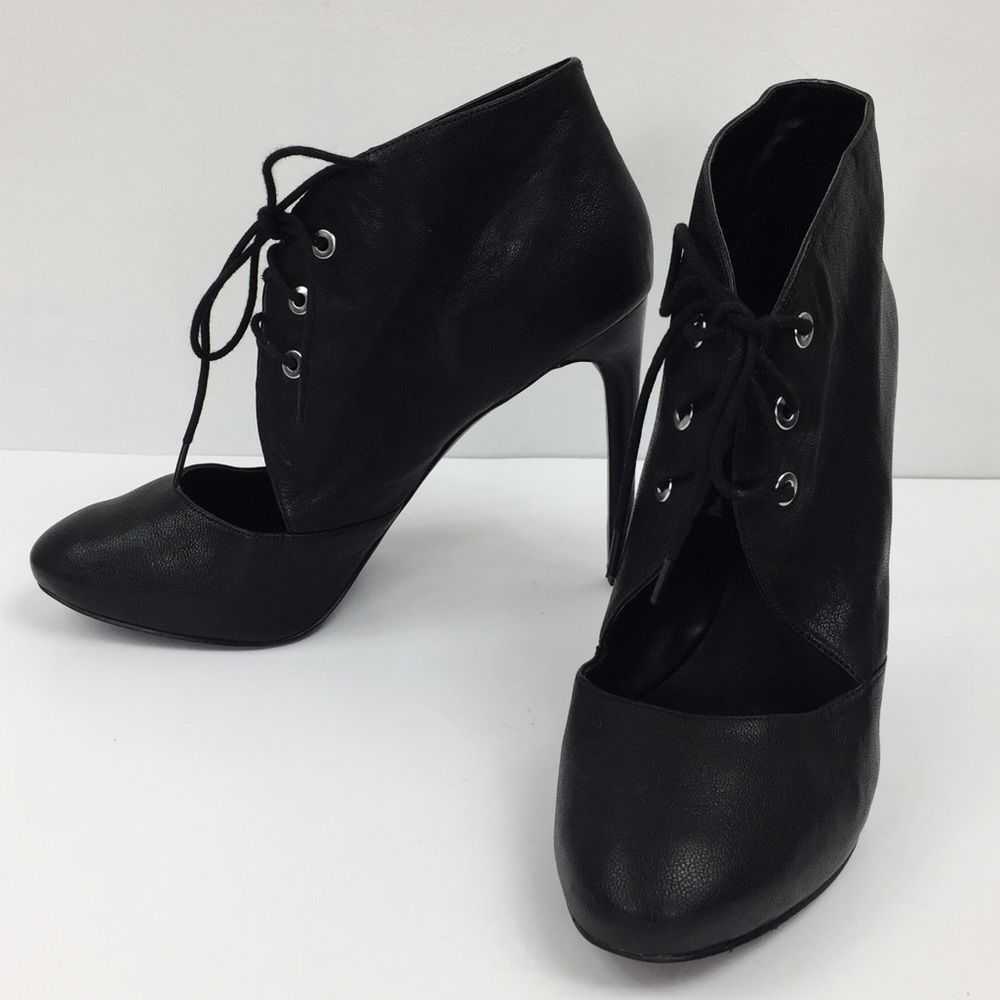 Nine West Black Stiletto Heels Size 9.5